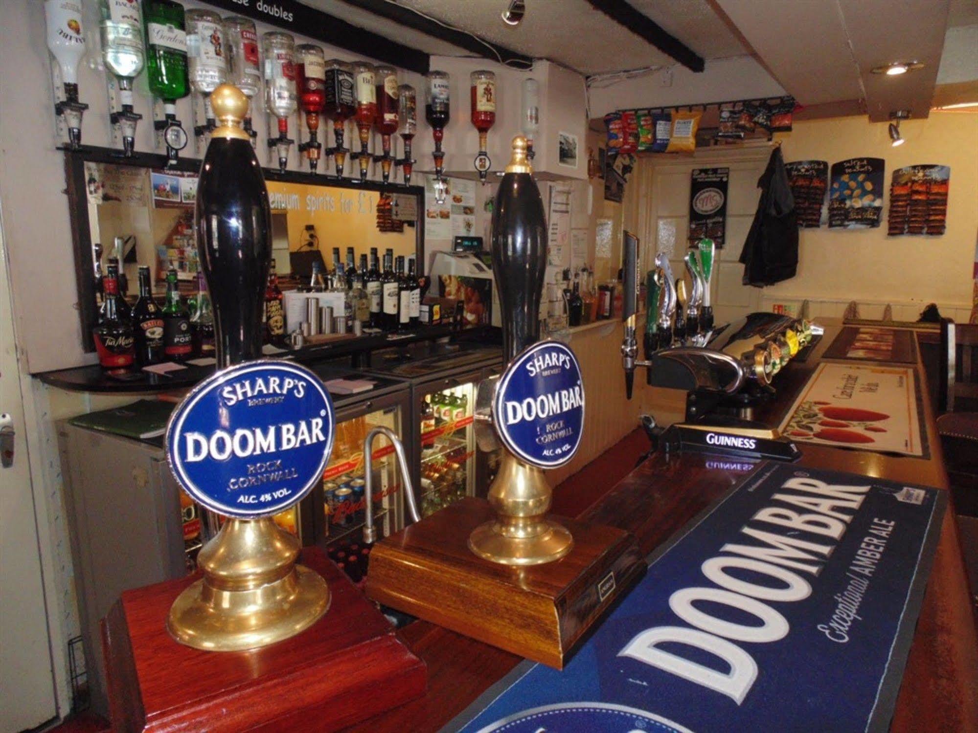 King'S Head Hotel By Greene King Inns Wimborne Minster Luaran gambar